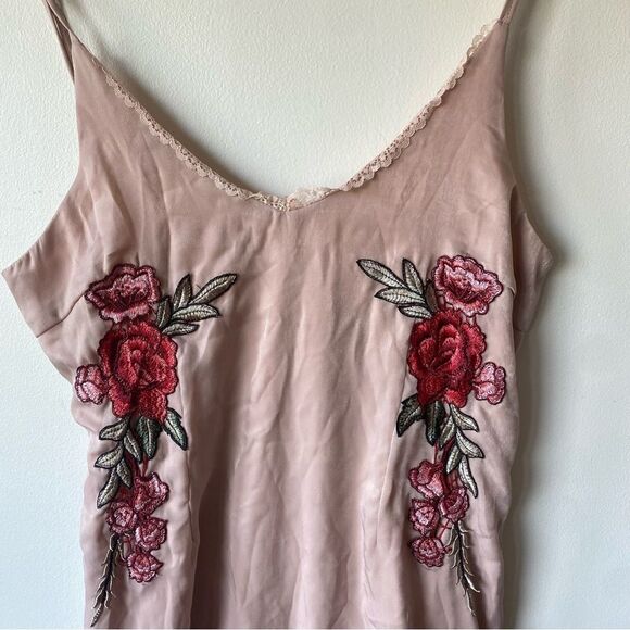 BlueBlush small embroidered floral rose mini dress - Picture 3 of 5